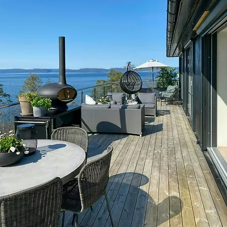 House With Gym And Sea Path On Jeloya Vakantiehuis