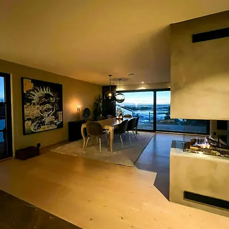 Vakantiehuis House With Gym And Sea Path On Jeloya *