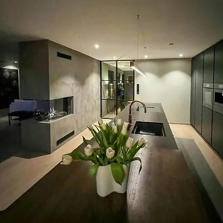 House With Gym And Sea Path On Jeloya *