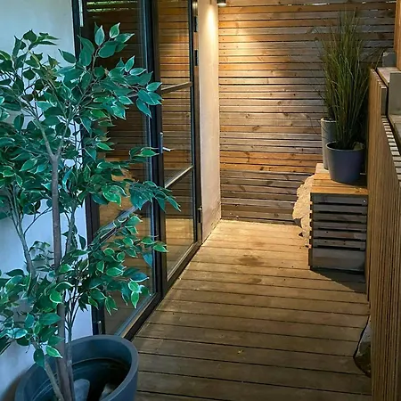 House With Gym And Sea Path On Jeloya Vakantiehuis