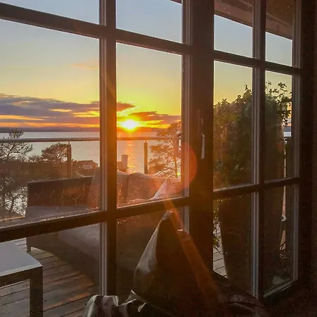 House With Gym And Sea Path On Jeloya Vakantiehuis Moss