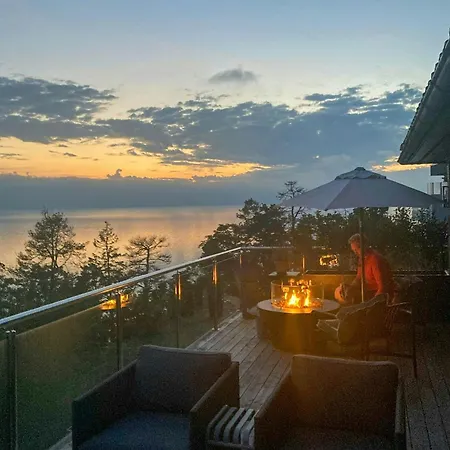 House With Gym And Sea Path On Jeloya