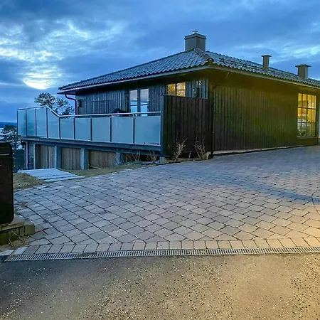 Feriehus House With Gym And Sea Path On Jeloya